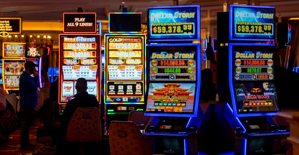 Vegas ist berühmt für seine Casinos und Glückspiel